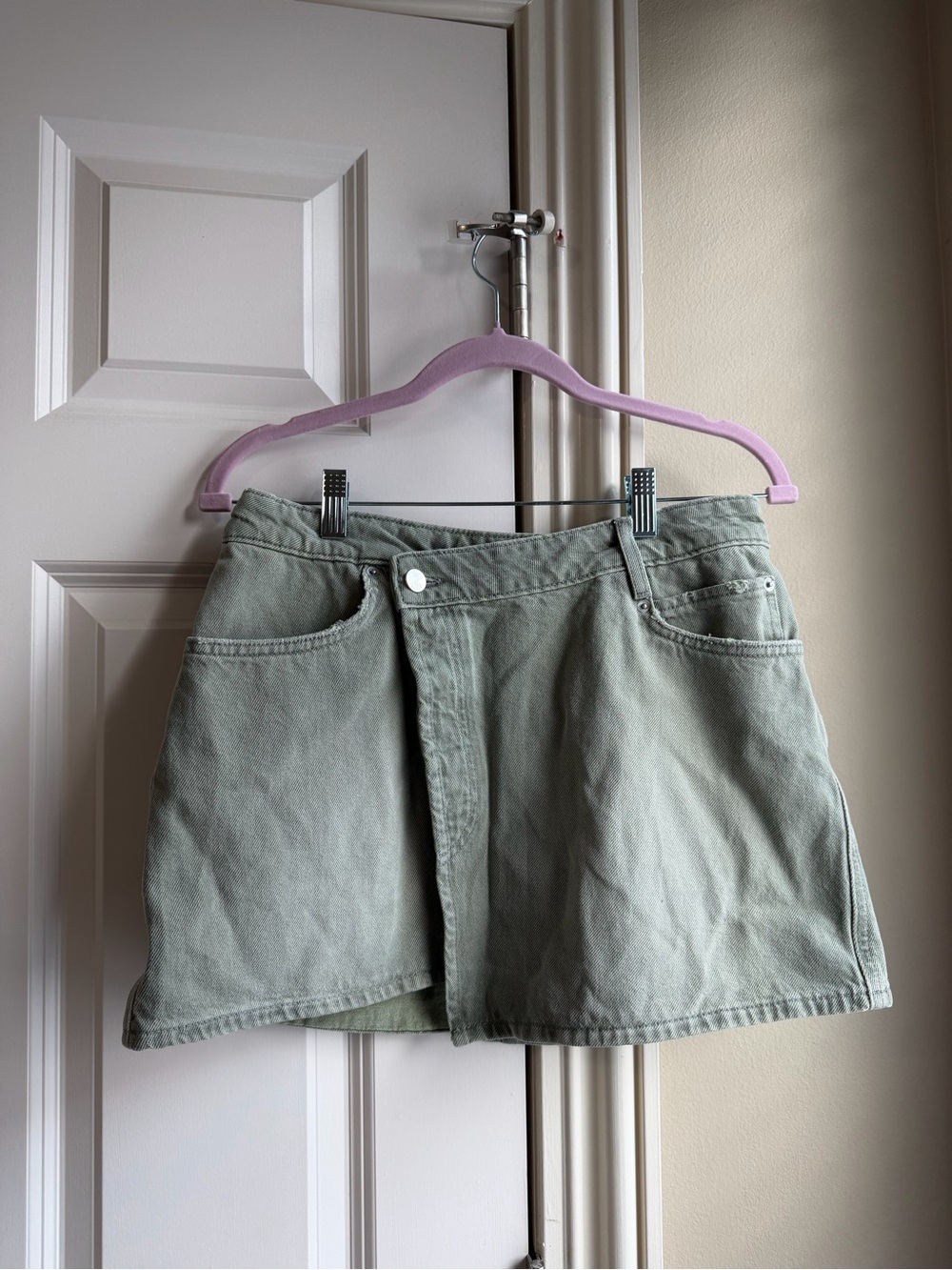 H&M Edition Straight-Leg Jeans in Olive Green